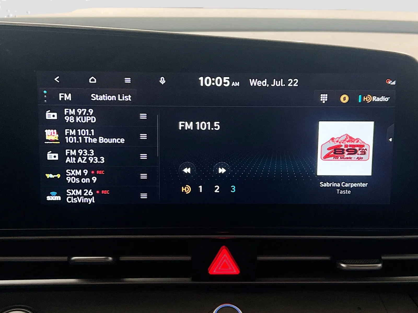 Hyundai Elantra photo 11