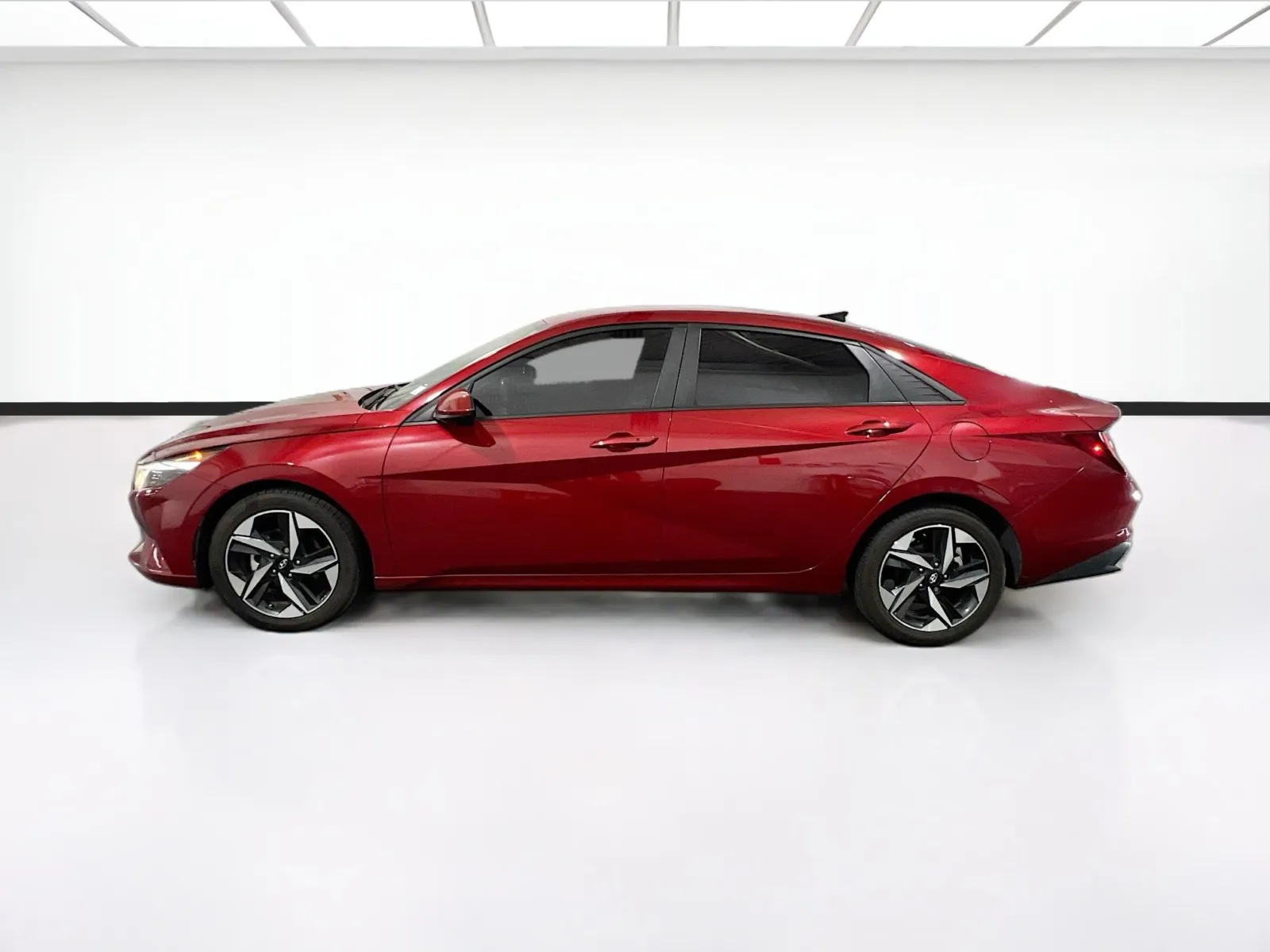 Hyundai Elantra photo 21
