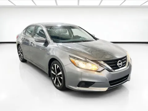 Another view of 2018 Nissan Altima 2.5 SR for sale in Chandler, AZ at STG Chandler
