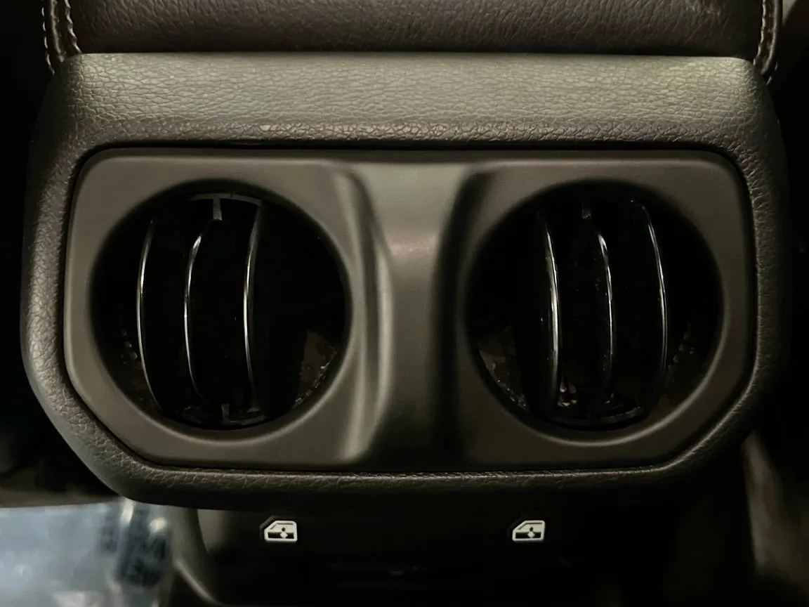 Jeep Gladiator photo 18