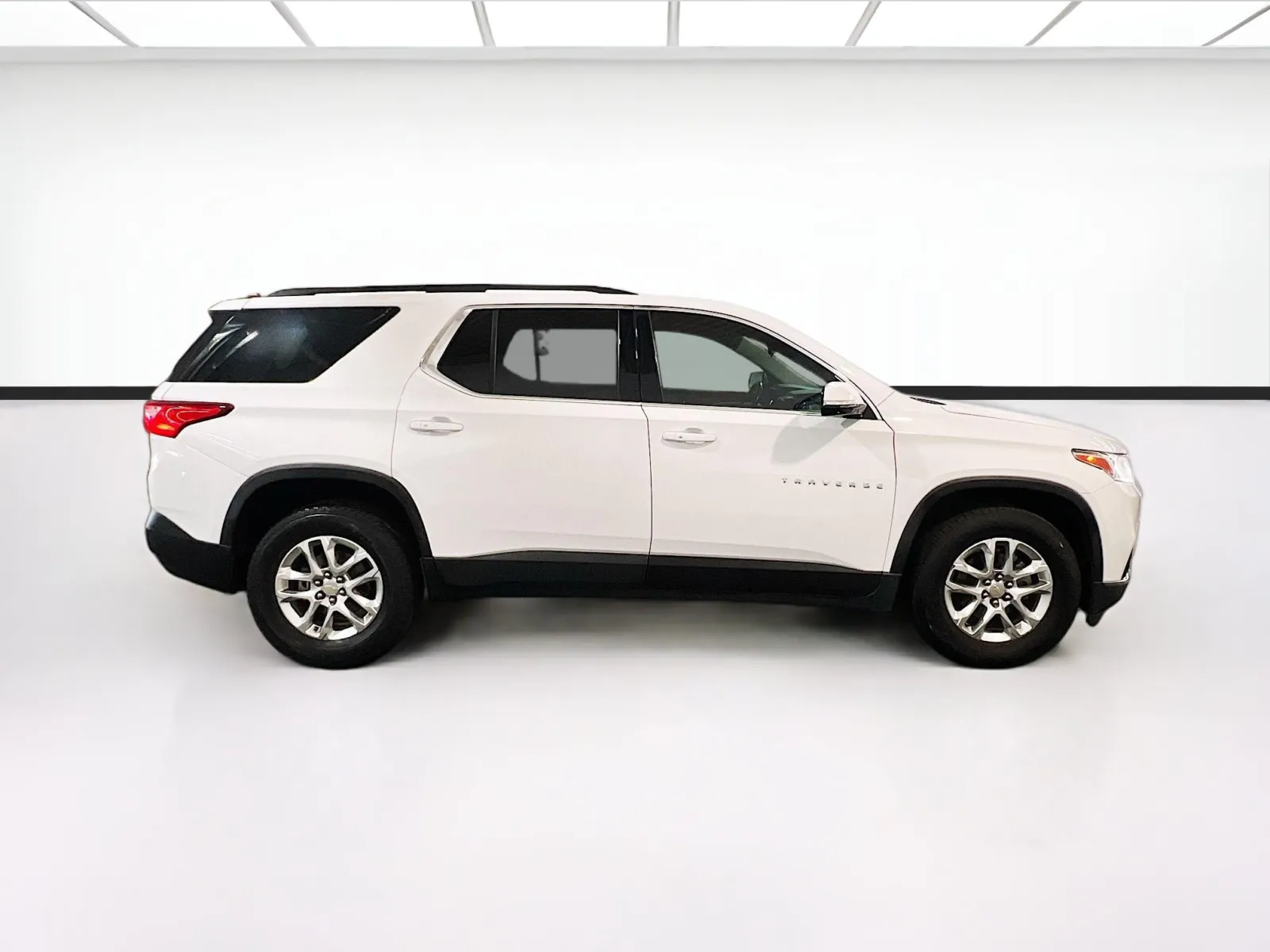 2020 Chevrolet Traverse 1LT - Photo 23