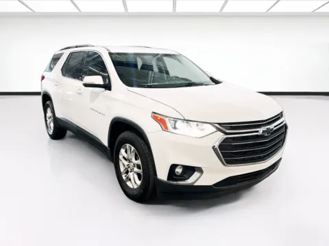 Another view of 2020 Chevrolet Traverse LT Cloth for sale in Chandler, AZ at STG Chandler
