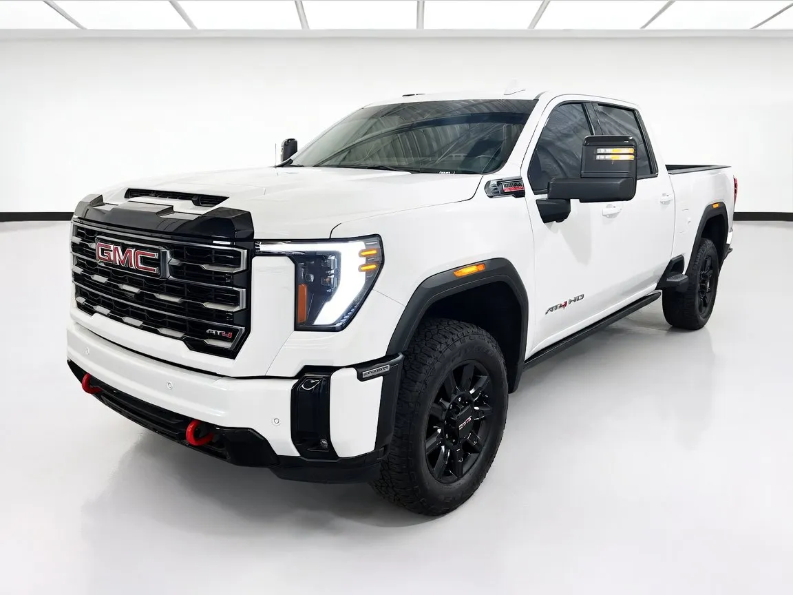 White 2025 GMC Sierra 2500 HD AT4 for sale in Chandler, AZ