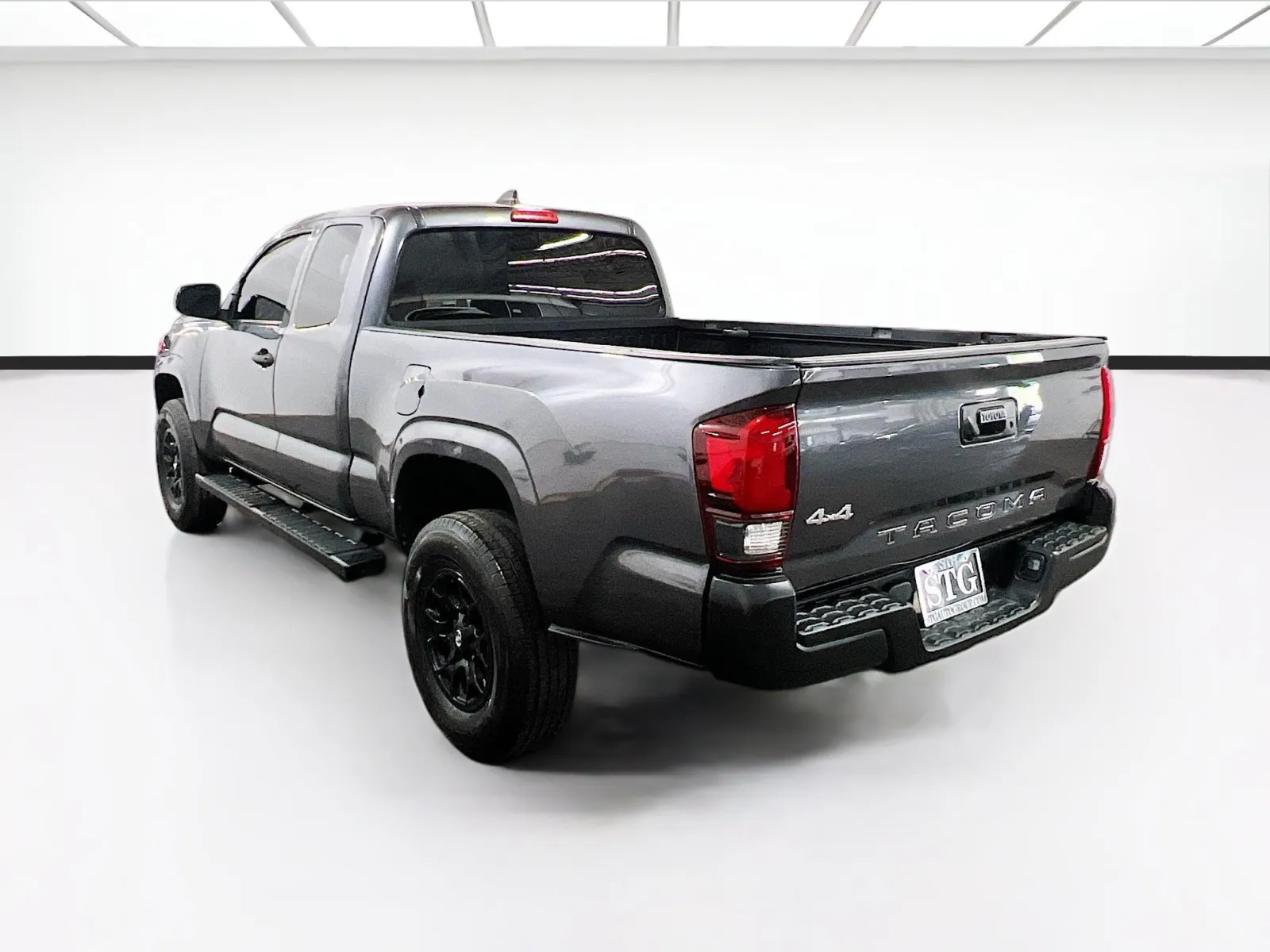 Toyota Tacoma photo 6