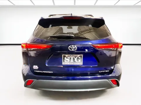 More photos of 2021 Toyota Highlander Limited at STG Chandler, AZ