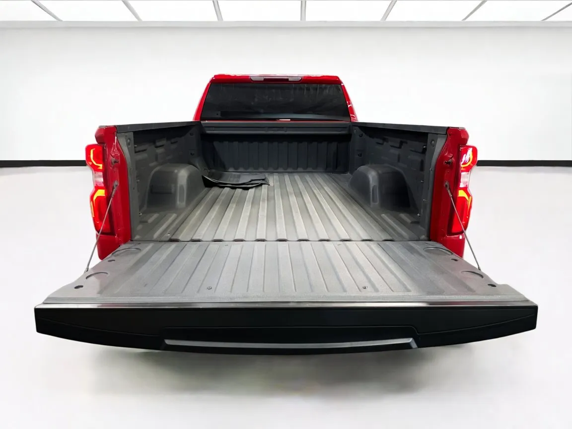2022 Chevrolet Silverado 1500 Limited Custom - Photo 18