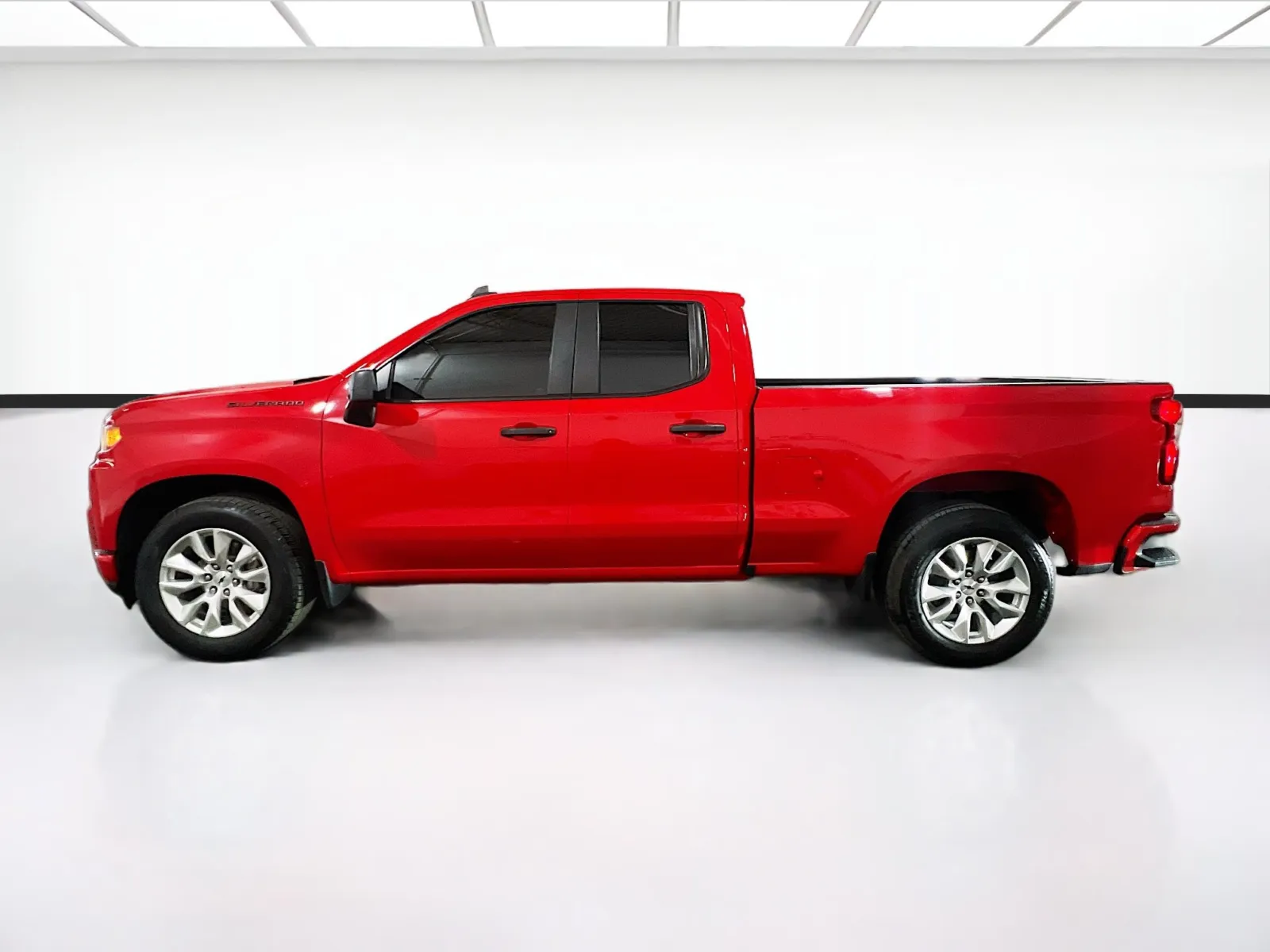 2022 Chevrolet Silverado 1500 Limited Custom - Photo 21