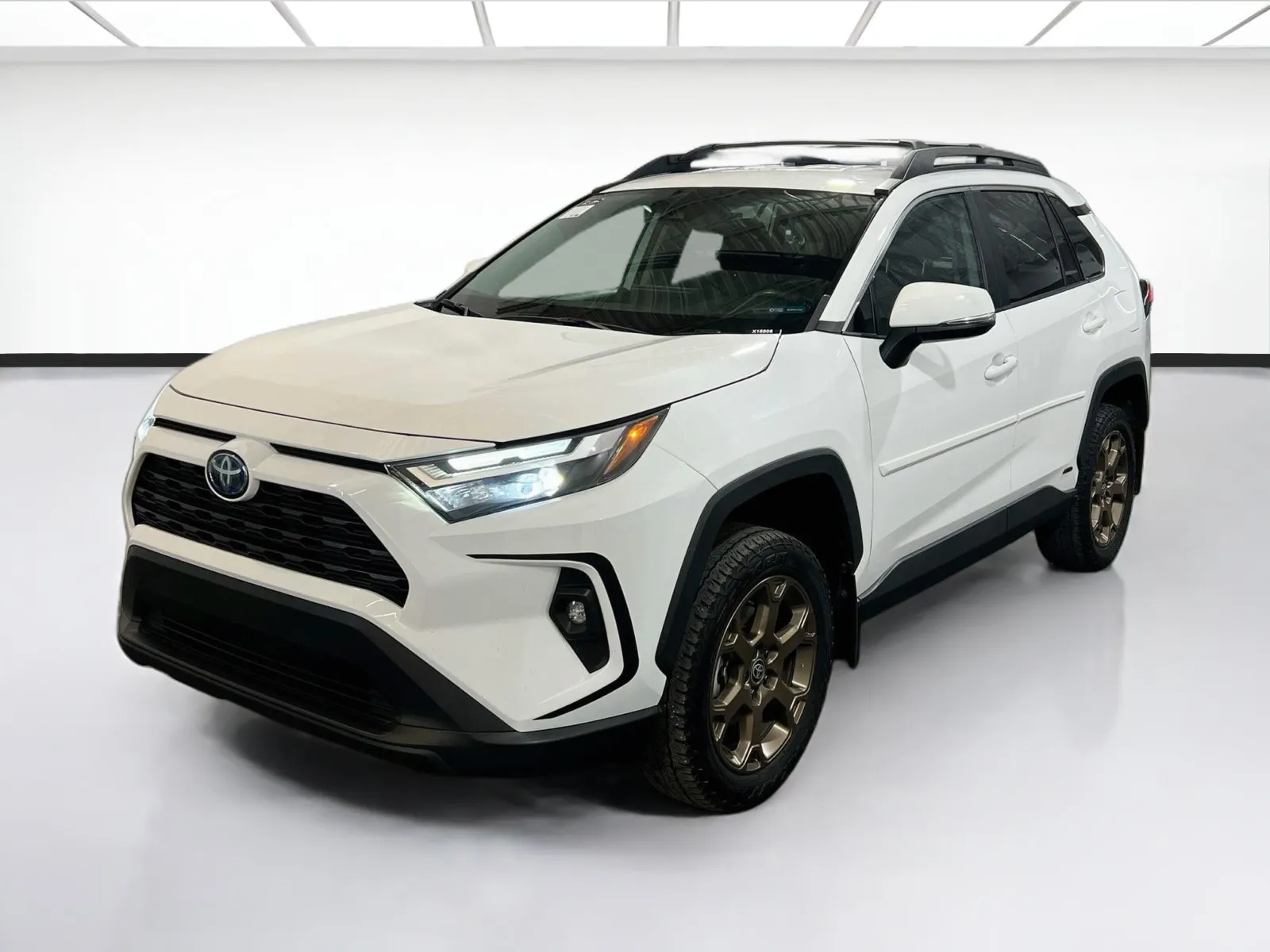 White 2023 Toyota RAV4 Hybrid Woodland for sale in Chandler, AZ
