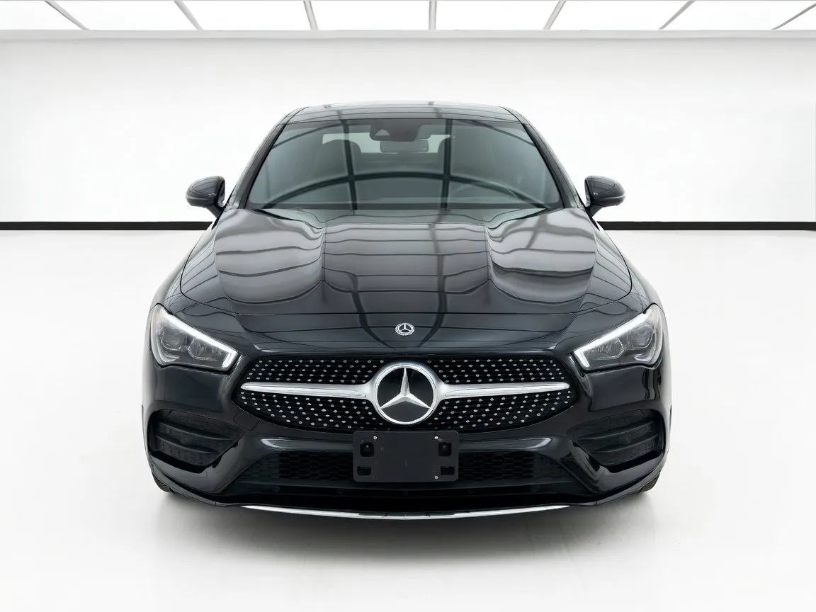 Mercedes-Benz CLA photo 2