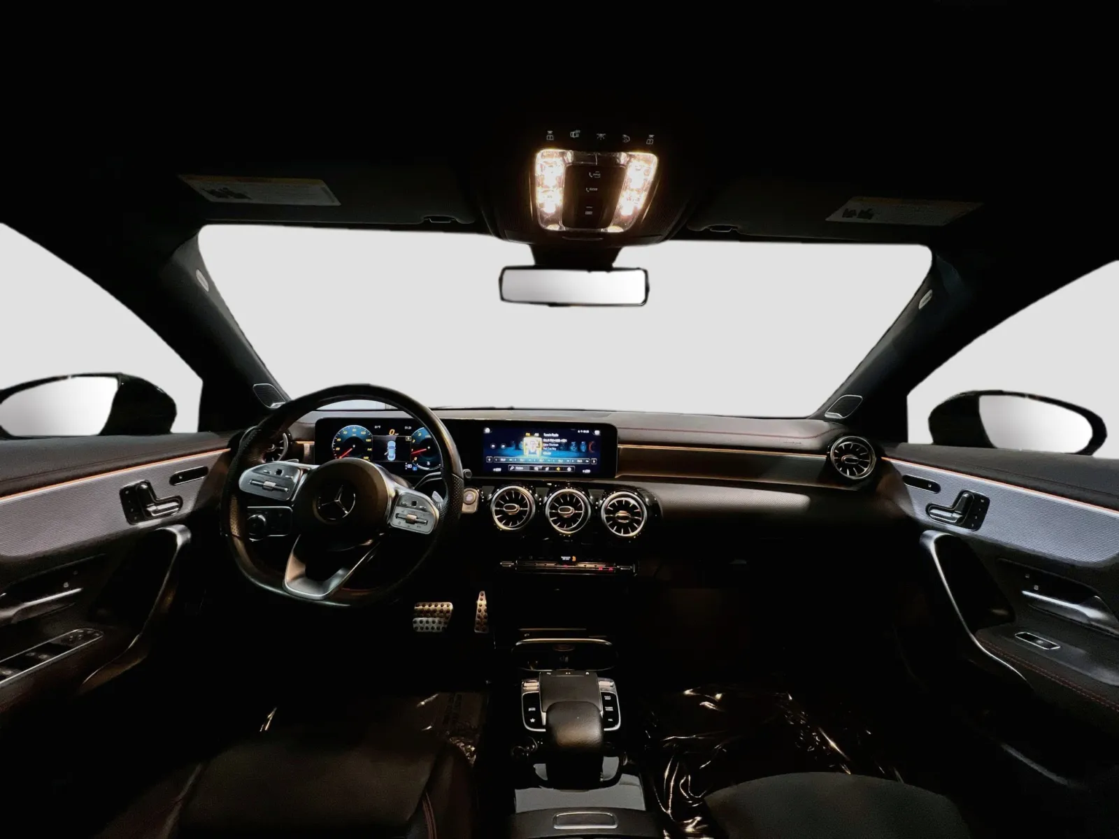 Mercedes-Benz CLA photo 16