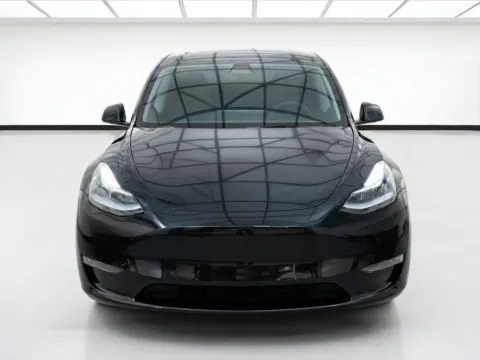 Photos of 2023 Tesla Model Y Performance for sale in Chandler, AZ at STG Chandler