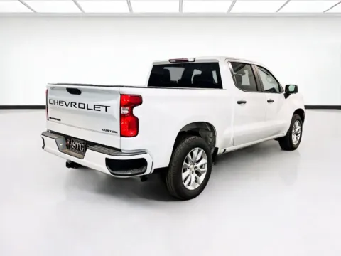 More photos of 2022 Chevrolet Silverado 1500 Custom at STG Chandler, AZ