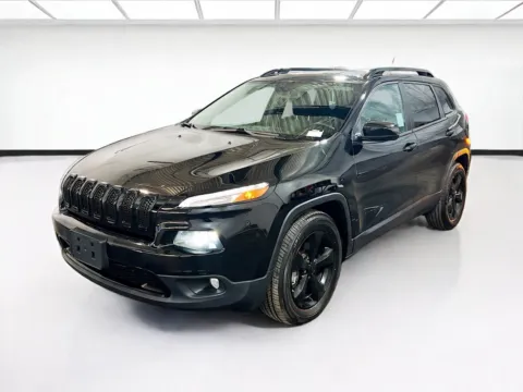 Black 2018 Jeep Cherokee Latitude for sale in Chandler, AZ