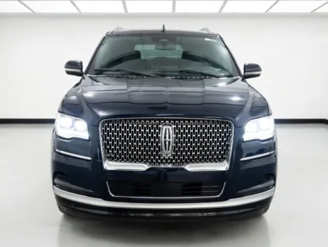 Photos of 2024 Lincoln Navigator Reserve for sale in Chandler, AZ at STG Chandler