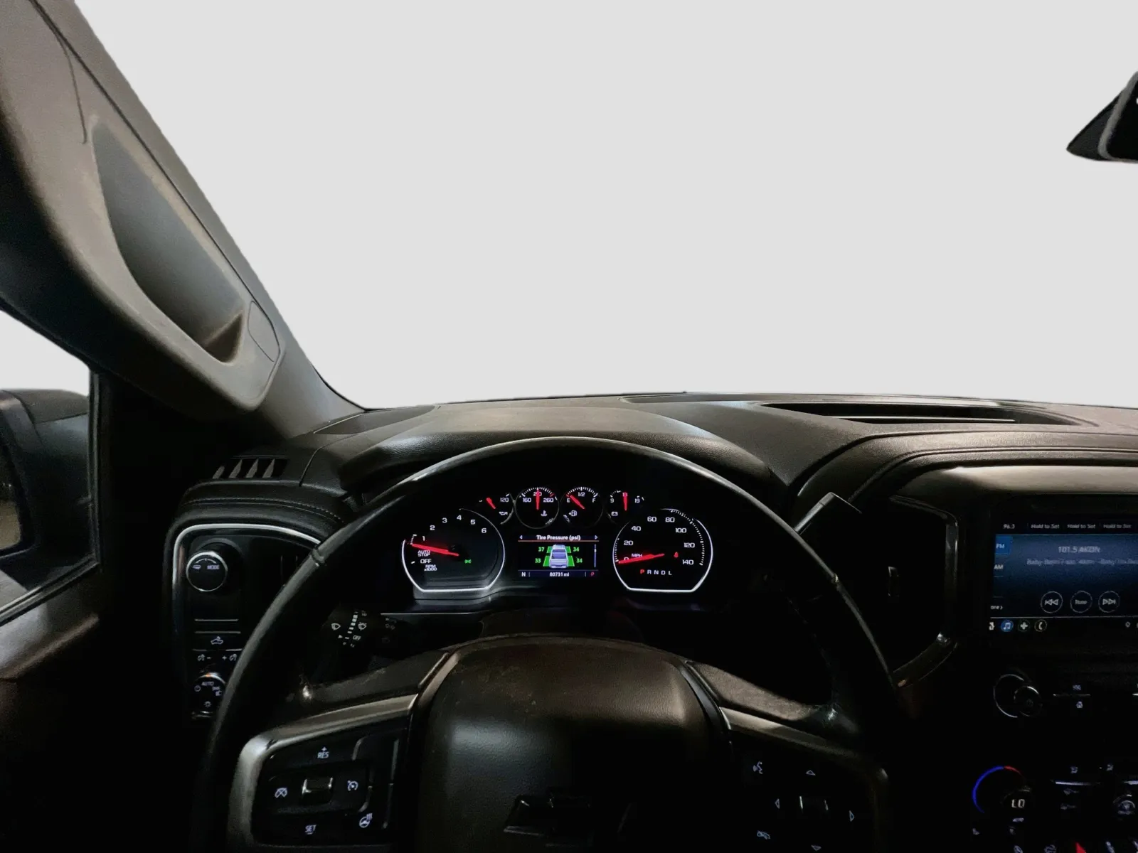 2020 Chevrolet Silverado 1500 LT - Photo 7