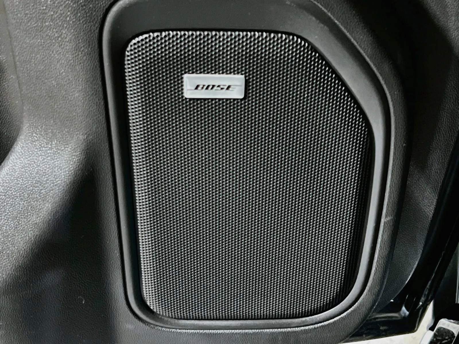 2020 Chevrolet Silverado 1500 LT - Photo 14