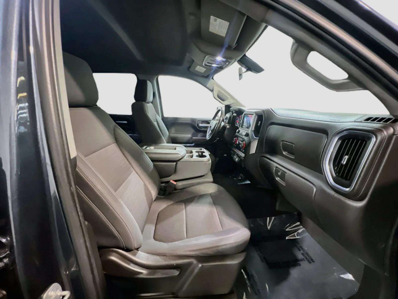2020 Chevrolet Silverado 1500 LT - Photo 20