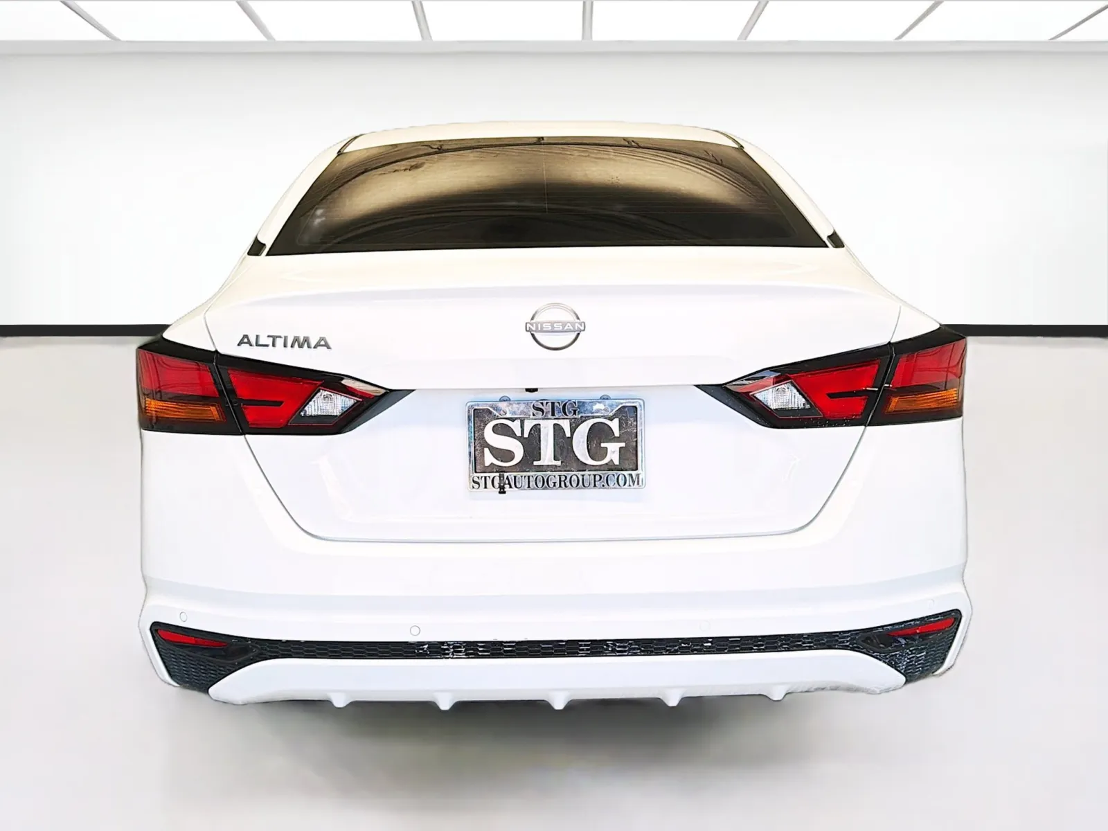 Nissan Altima photo 5