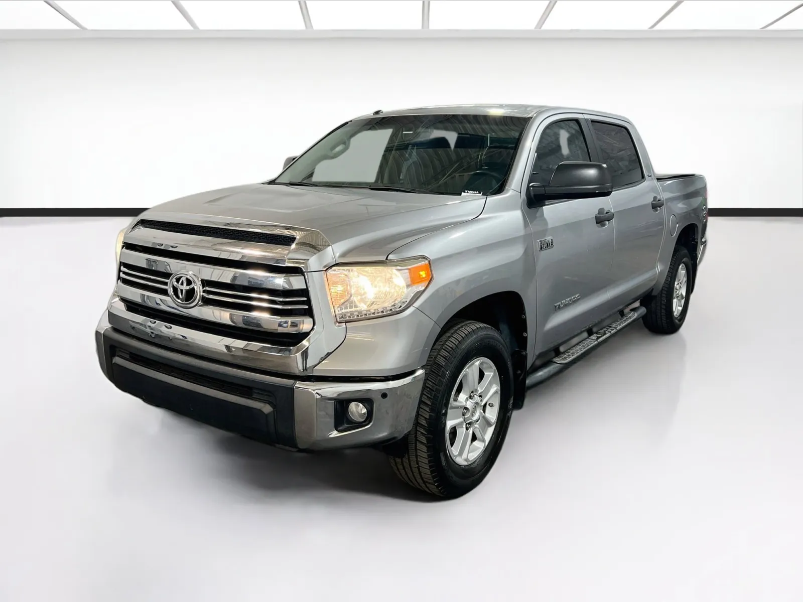 Silver 2016 Toyota Tundra SR5 for sale in Chandler, AZ