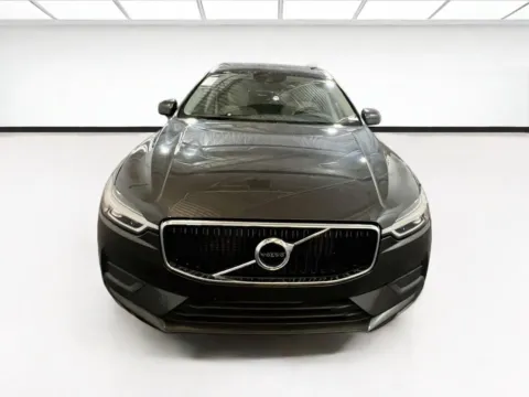 Photos of 2018 Volvo XC60 Momentum for sale in Chandler, AZ at STG Chandler