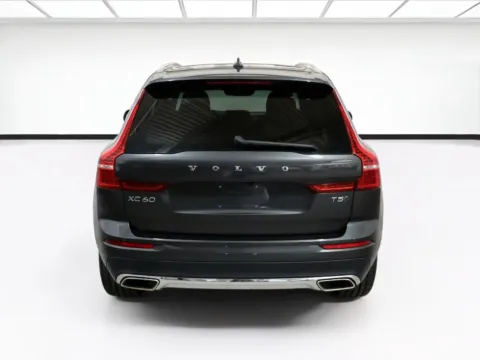 More photos of 2018 Volvo XC60 Momentum at STG Chandler, AZ