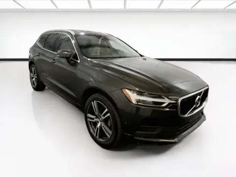 Another view of 2018 Volvo XC60 Momentum for sale in Chandler, AZ at STG Chandler