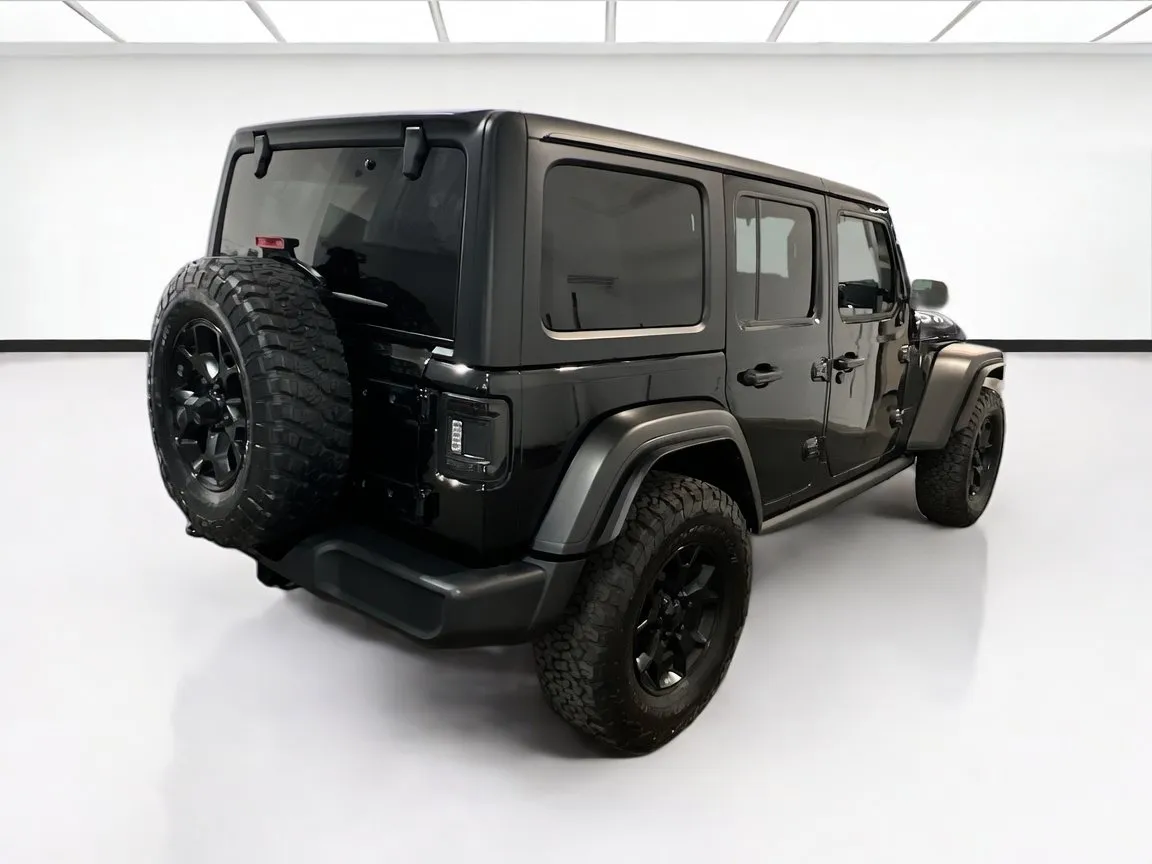 Jeep Wrangler photo 4