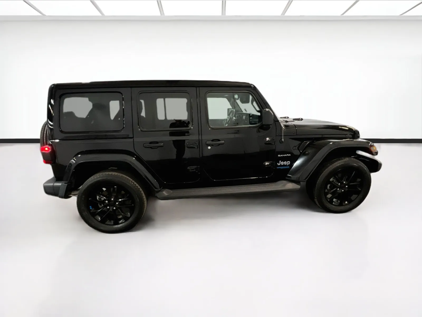 2022 Jeep Wrangler Unlimited Sahara 4XE - Photo 23