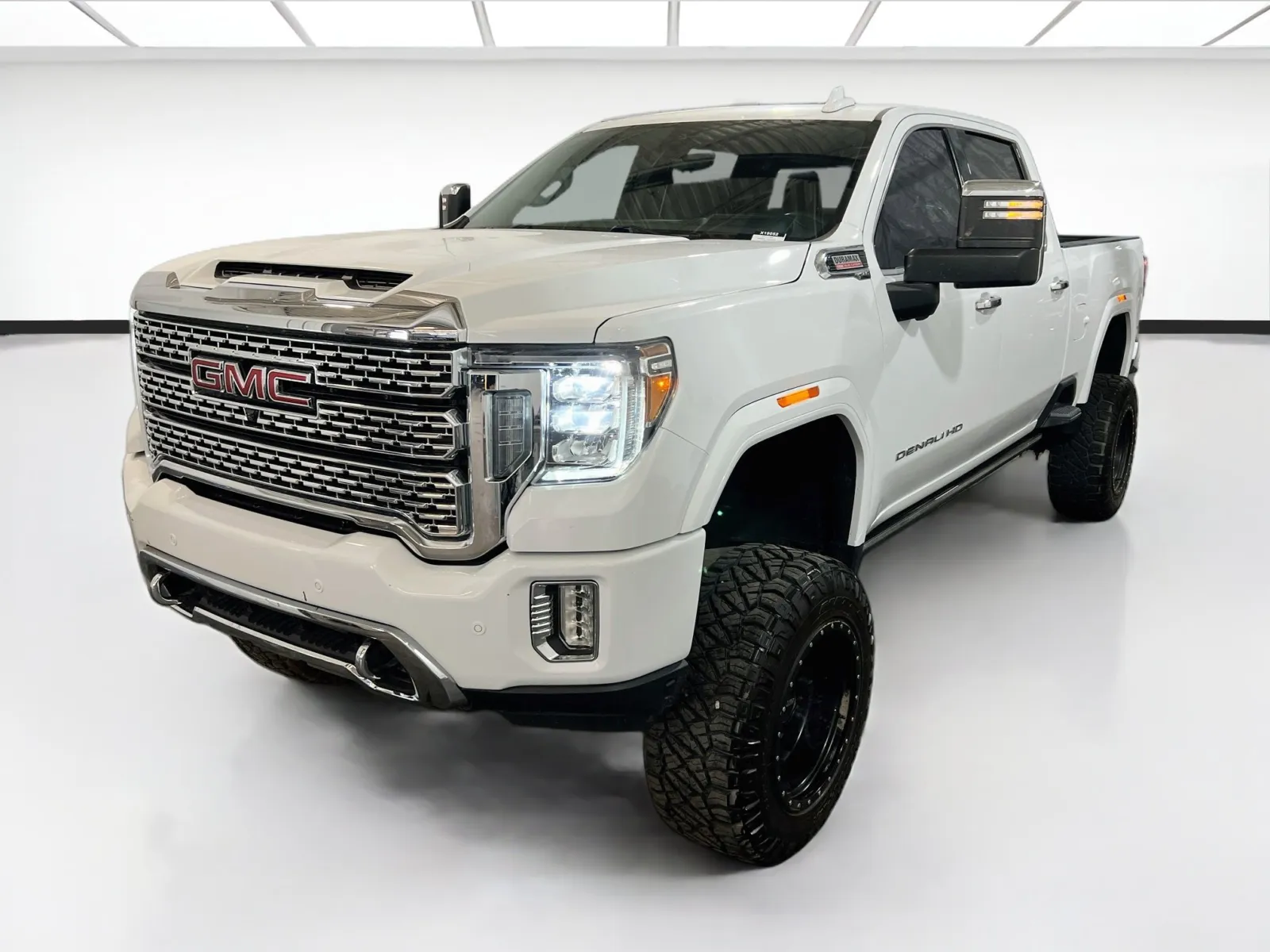White 2023 GMC Sierra 2500 HD Denali for sale in Chandler, AZ