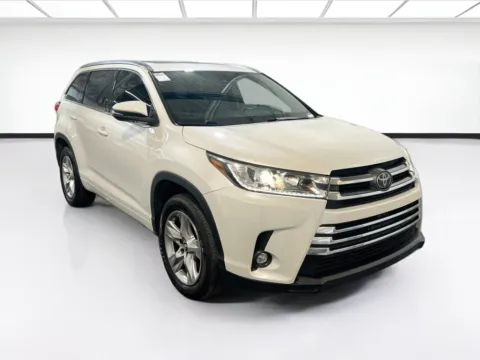 Another view of 2019 Toyota Highlander Limited for sale in Chandler, AZ at STG Chandler