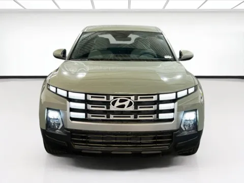 Photos of 2025 Hyundai Santa Cruz SE for sale in Chandler, AZ at STG Chandler