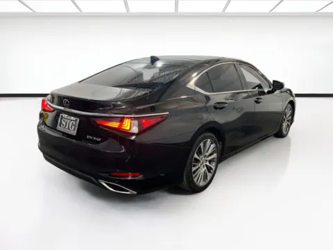More photos of 2019 Lexus ES 350 at STG Chandler, AZ