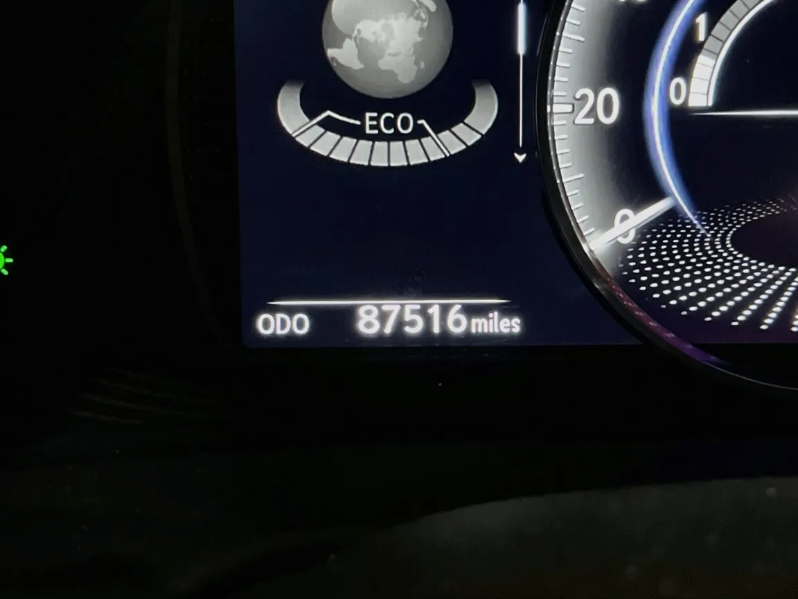2019 Lexus ES 350 - Photo 8