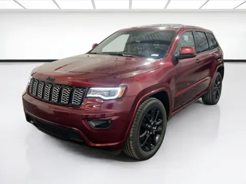 Red 2022 Jeep Grand Cherokee WK Laredo X for sale in Chandler, AZ