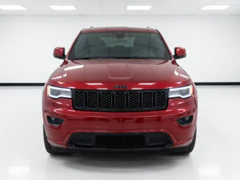 Photos of 2022 Jeep Grand Cherokee WK Laredo X for sale in Chandler, AZ at STG Chandler