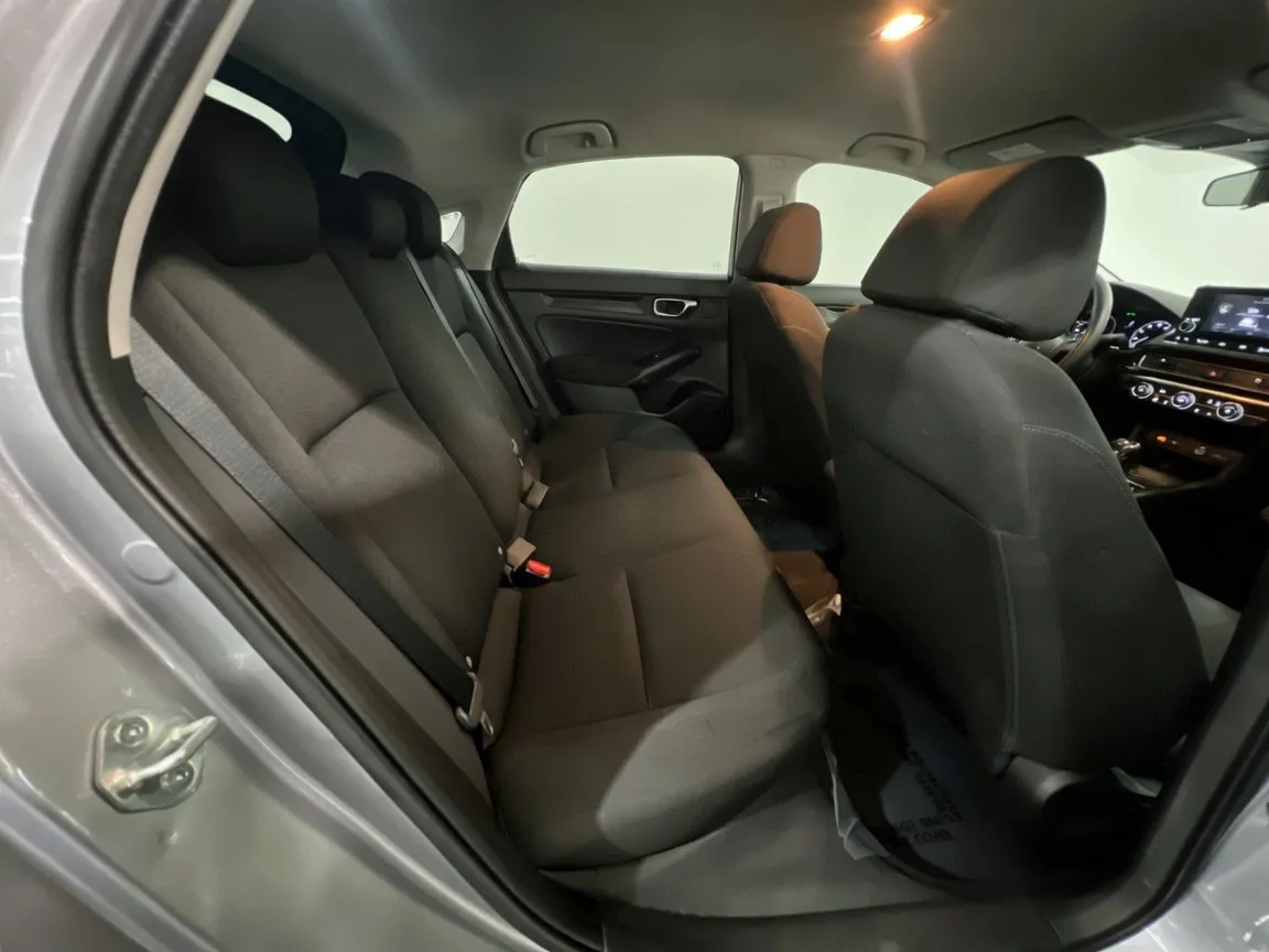 Honda Civic photo 18