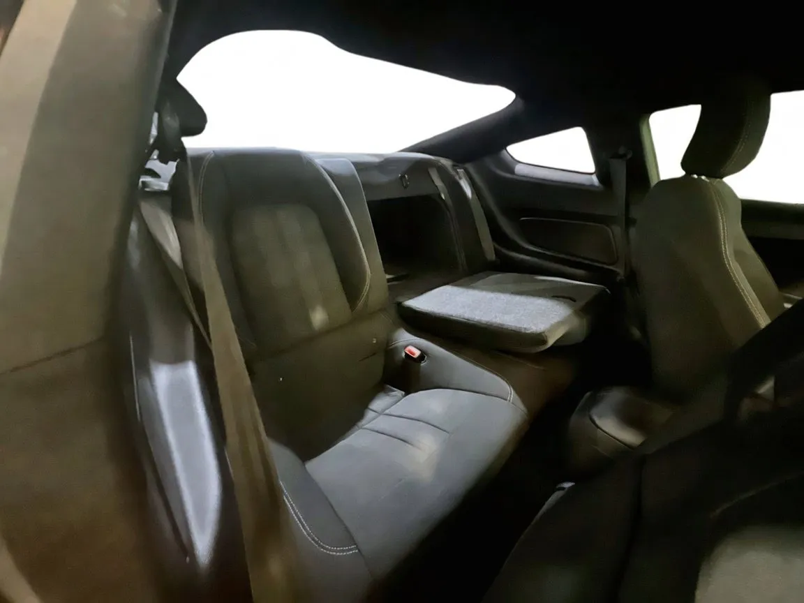 2019 Ford Mustang GT - Photo 18