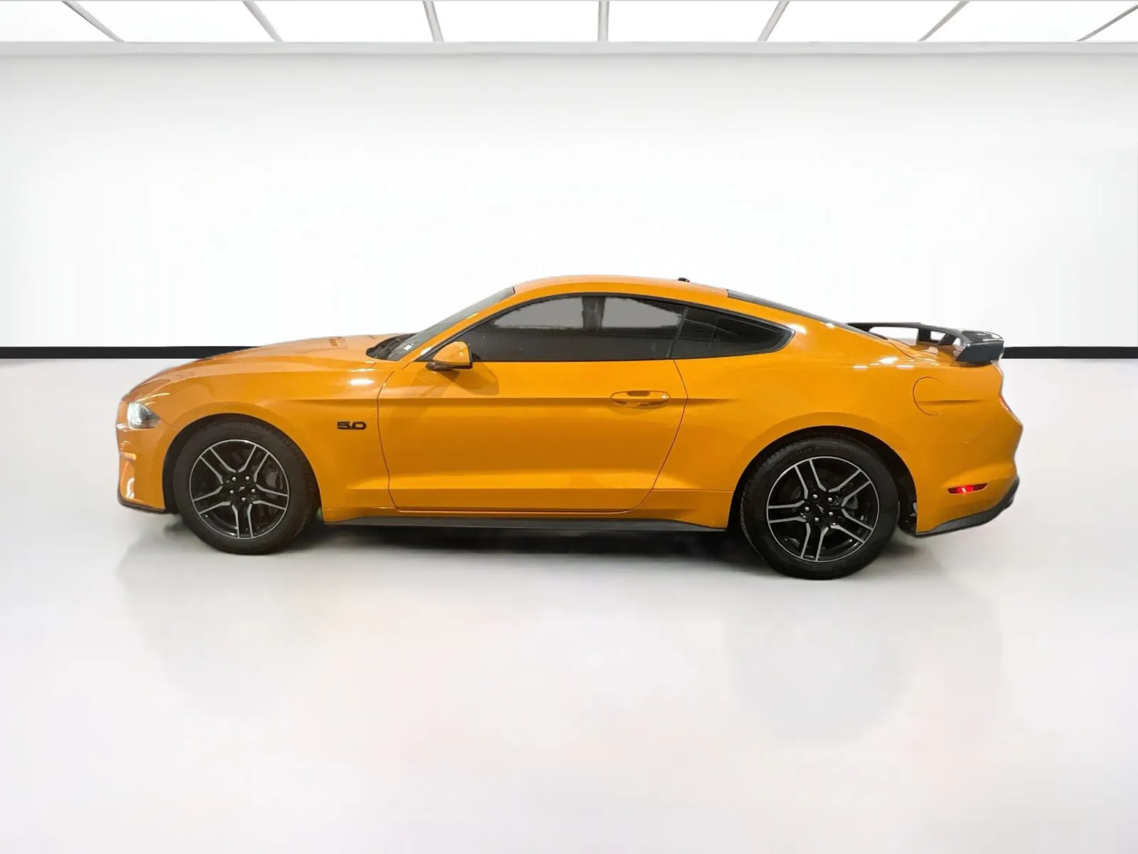 2019 Ford Mustang GT - Photo 21