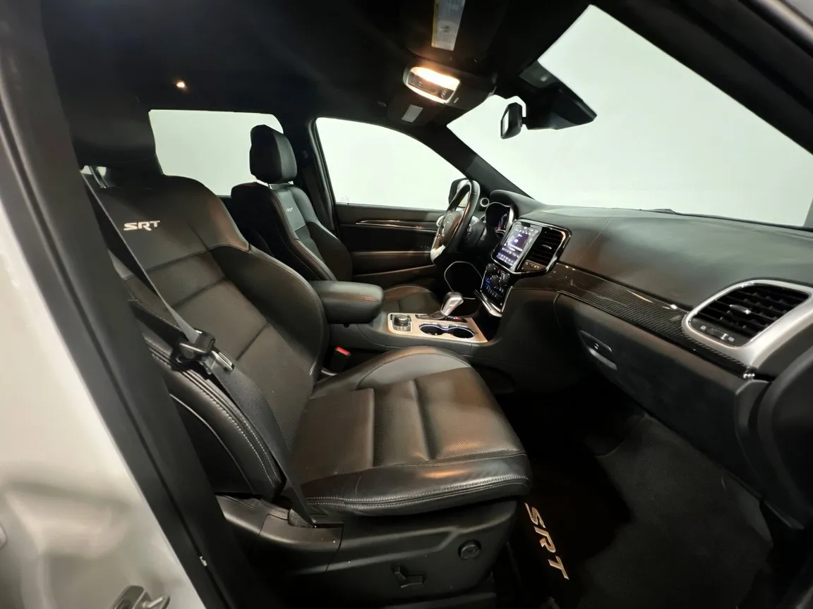 2020 Jeep Grand Cherokee SRT - Photo 23