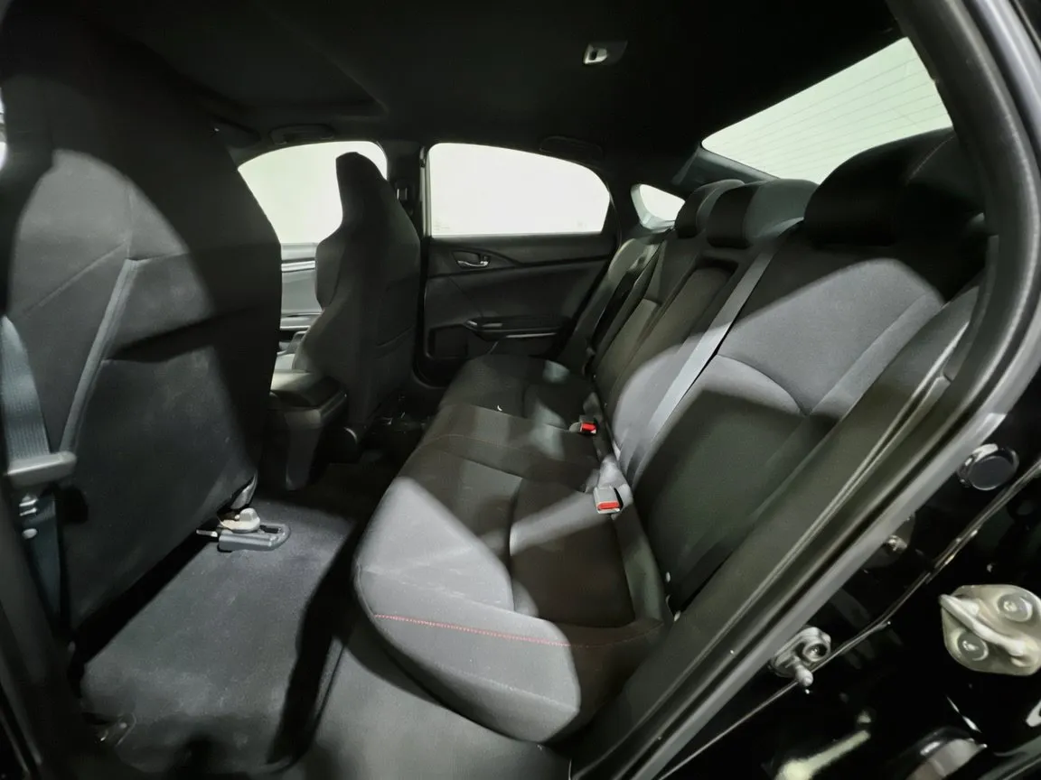 Honda Civic Si photo 17