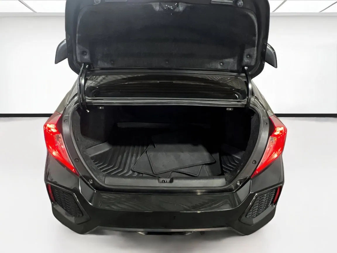 Honda Civic Si photo 18