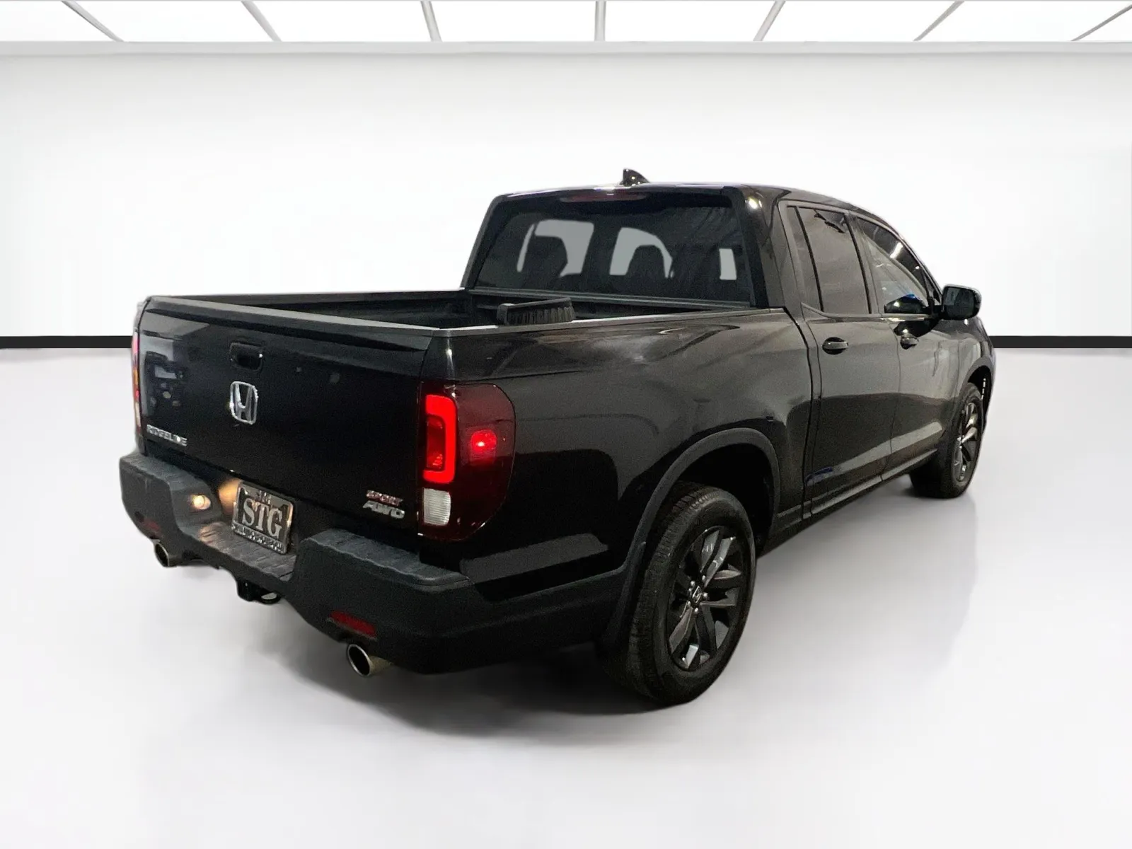 2021 Honda Ridgeline Sport - Photo 4