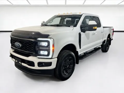 White 2023 Ford Super Duty F-350 SRW LARIAT for sale in Chandler, AZ