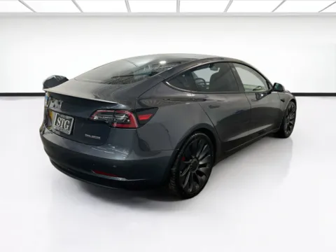 More photos of 2022 Tesla Model 3 Performance at STG Chandler, AZ