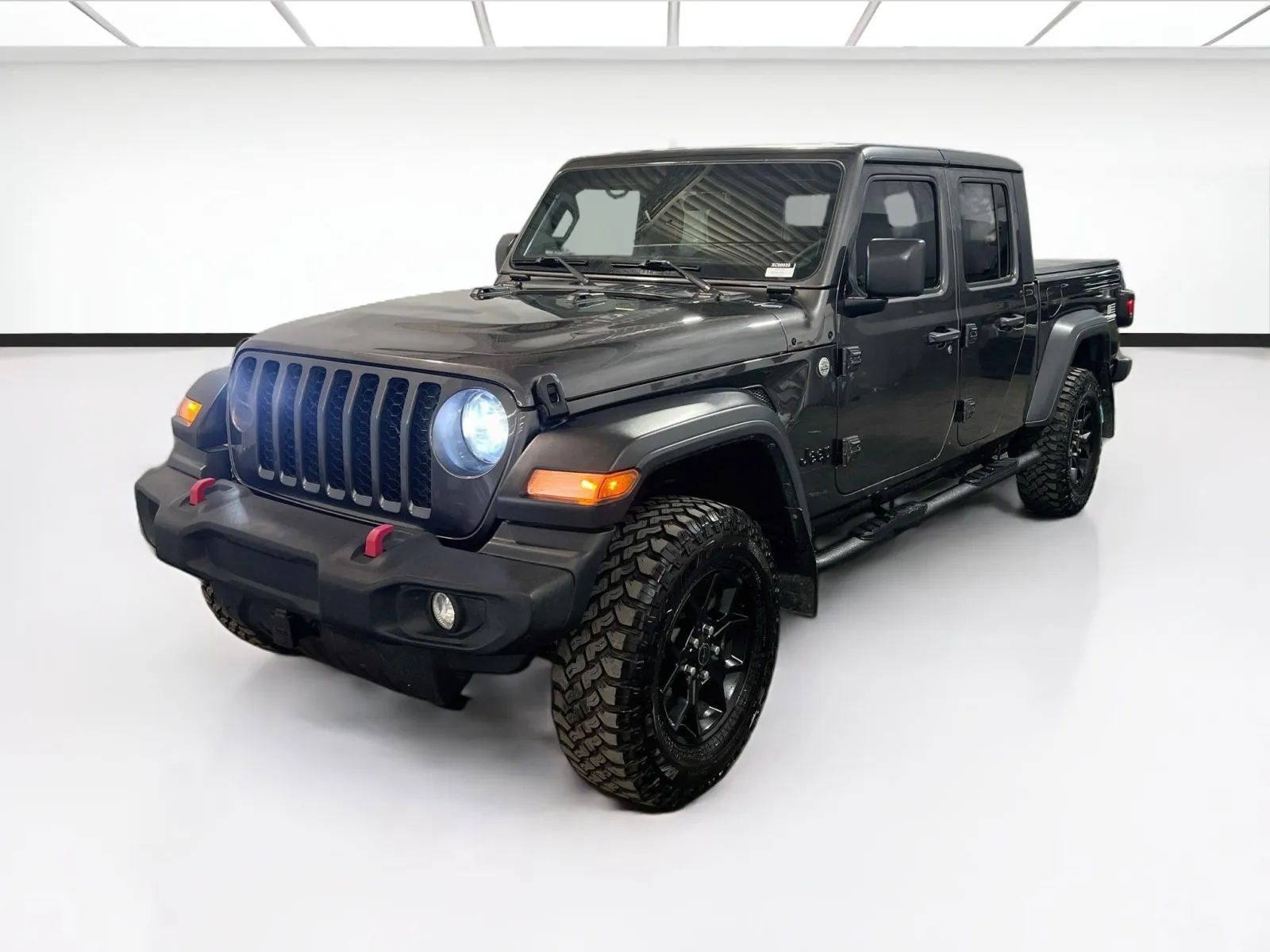 Gray 2020 Jeep Gladiator Sport S for sale in Chandler, AZ