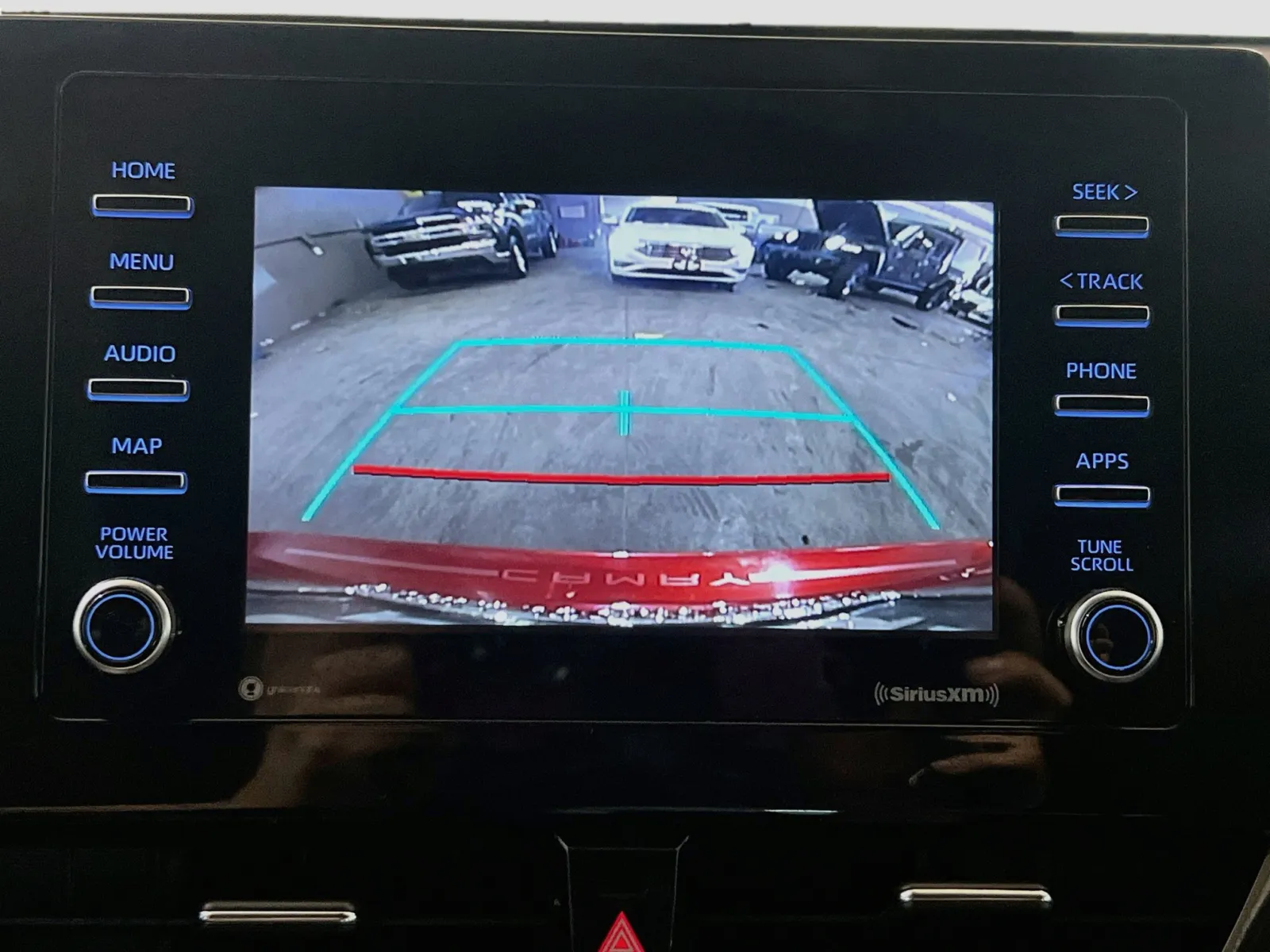 Toyota Camry photo 9