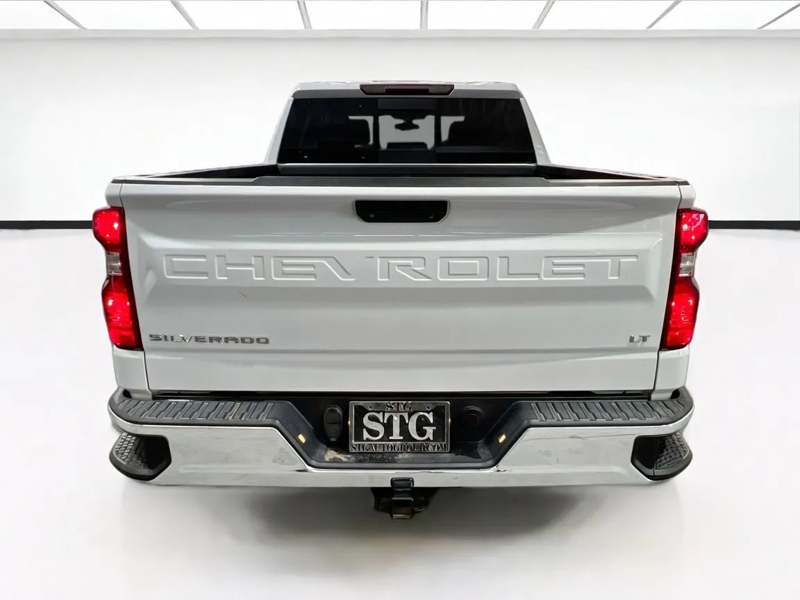 Chevrolet Silverado photo 5