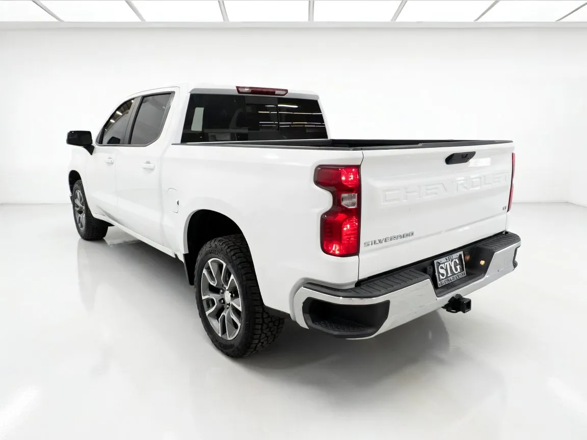 Chevrolet Silverado photo 6