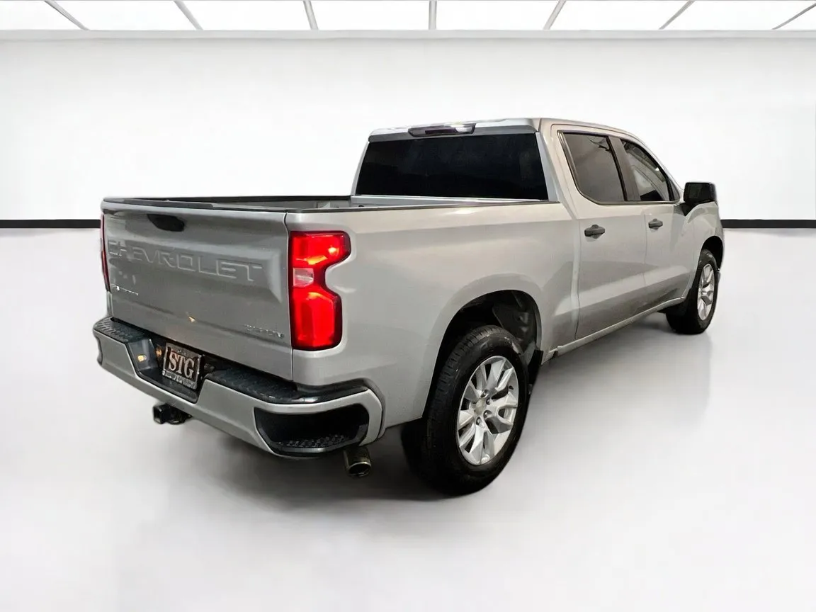 Chevrolet Silverado photo 4