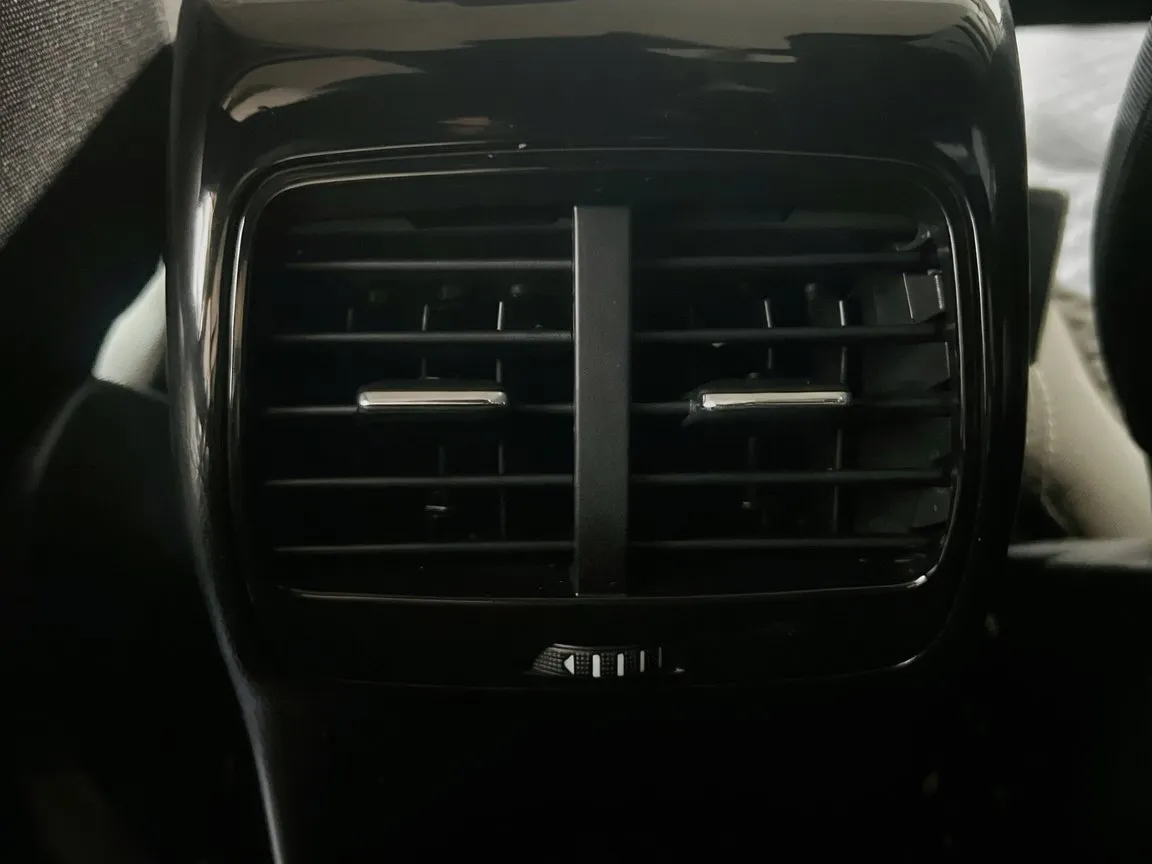 Ford Escape photo 18